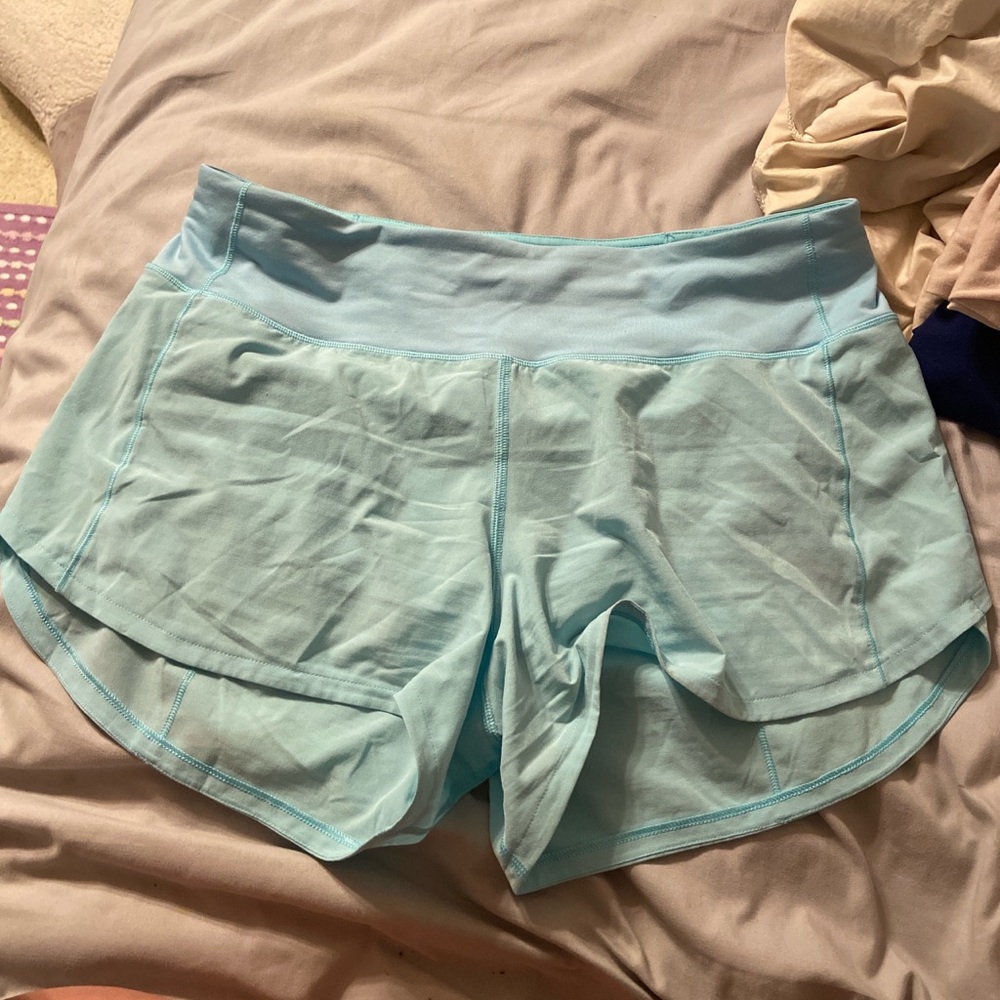 Super cute lululemon shorts! Size 8!!
